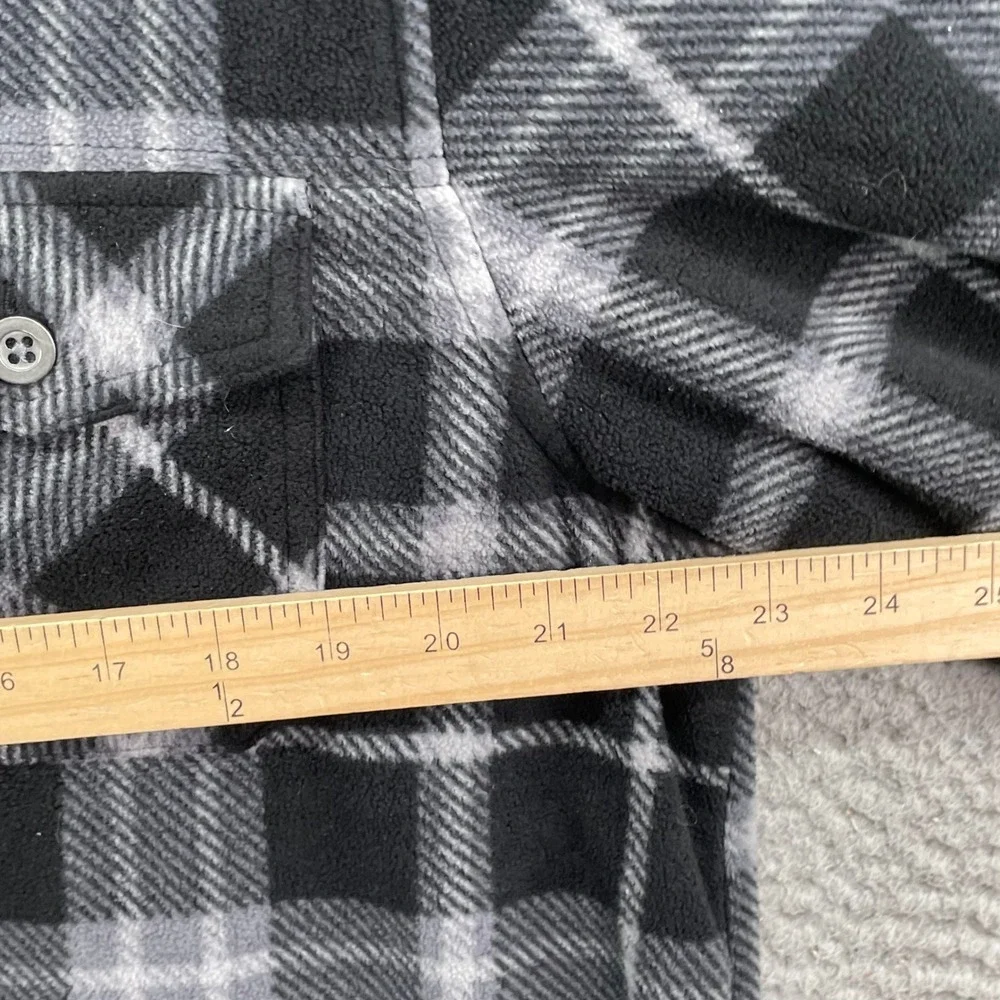 Freedom Foundry Fleece Shirt Men's L Black Plaid Button Up Shacket Heavy‎ Jacket